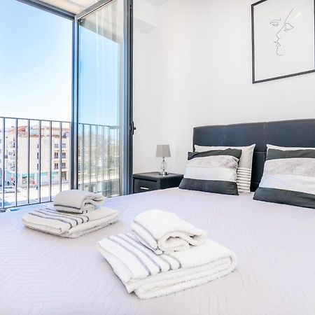 Modern Flat By Lagos Marina And Old Town ラゴス エクステリア 写真